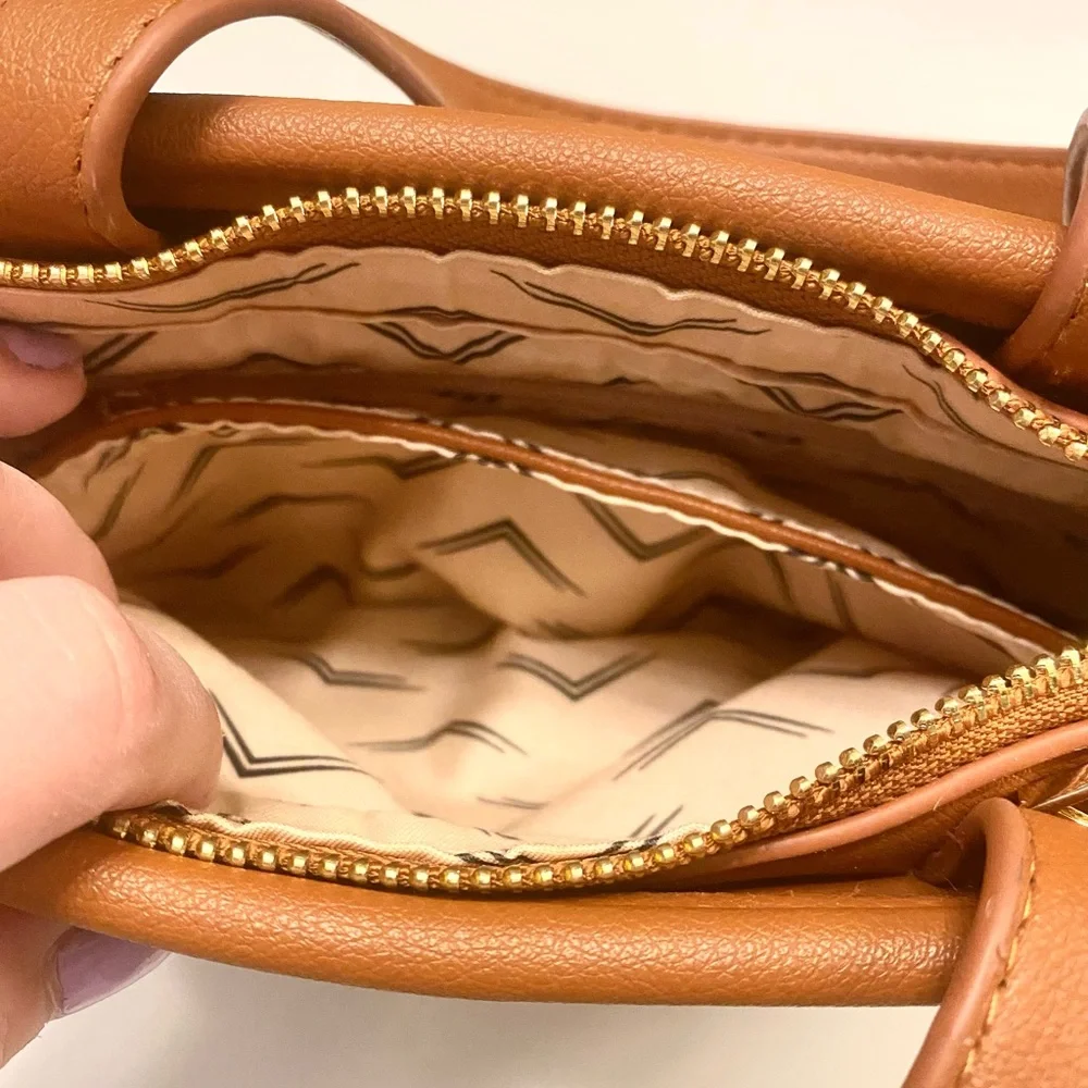 Urban Expressions Woven Brown Bag - Picture 5 of 9